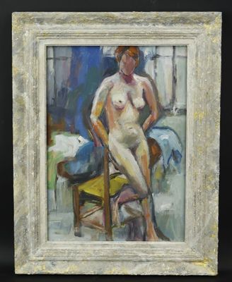 une peinture à l'huile représentant une femme assise sur une chaise dans une pièce