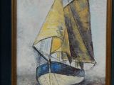 une peinture à l'huile représentant un voilier aux voiles jaunes naviguant sur un plan d'eau