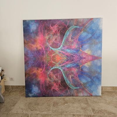 peinture représentant une œuvre abstraite colorée sur un sol carrelé, à côté d'un vase