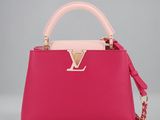 Sac à main en cuir rose « Louis Vu Vu » avec finitions dorées