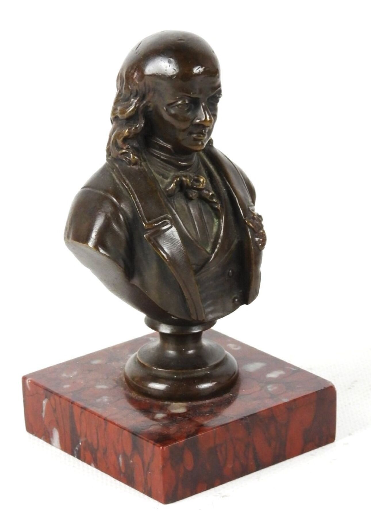 Objets d'art & Curiosités