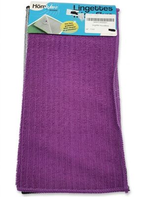 une micro-serviette violette avec une étiquette