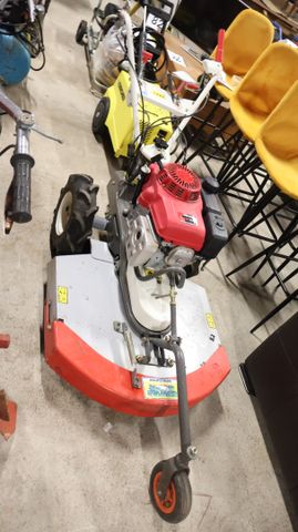 Débroussailleuse tractée HONDA SH71 avec moteur Honda XV340 (déma...