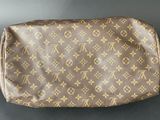 louis vuittou toilet bag