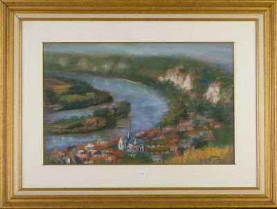 peinture représentant un paysage avec une rivière et un village au loin