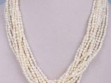 a white pearl necklace on a mannequin mannequin mannequin mannequin mannequin mannequin mannequin mannequin manne