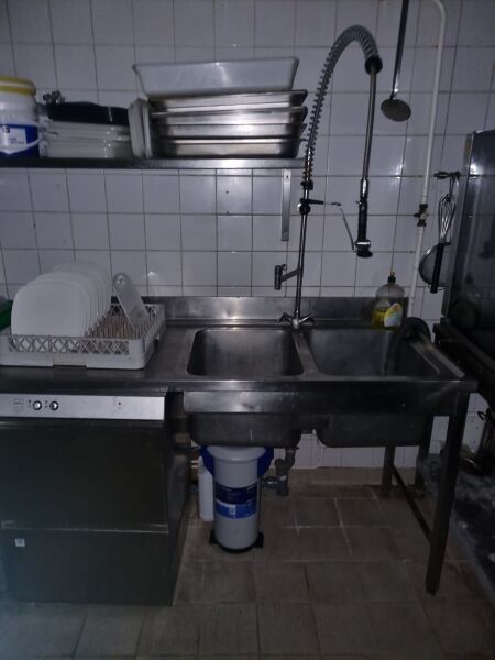 Plonge inox 2 bacs avec douchette
