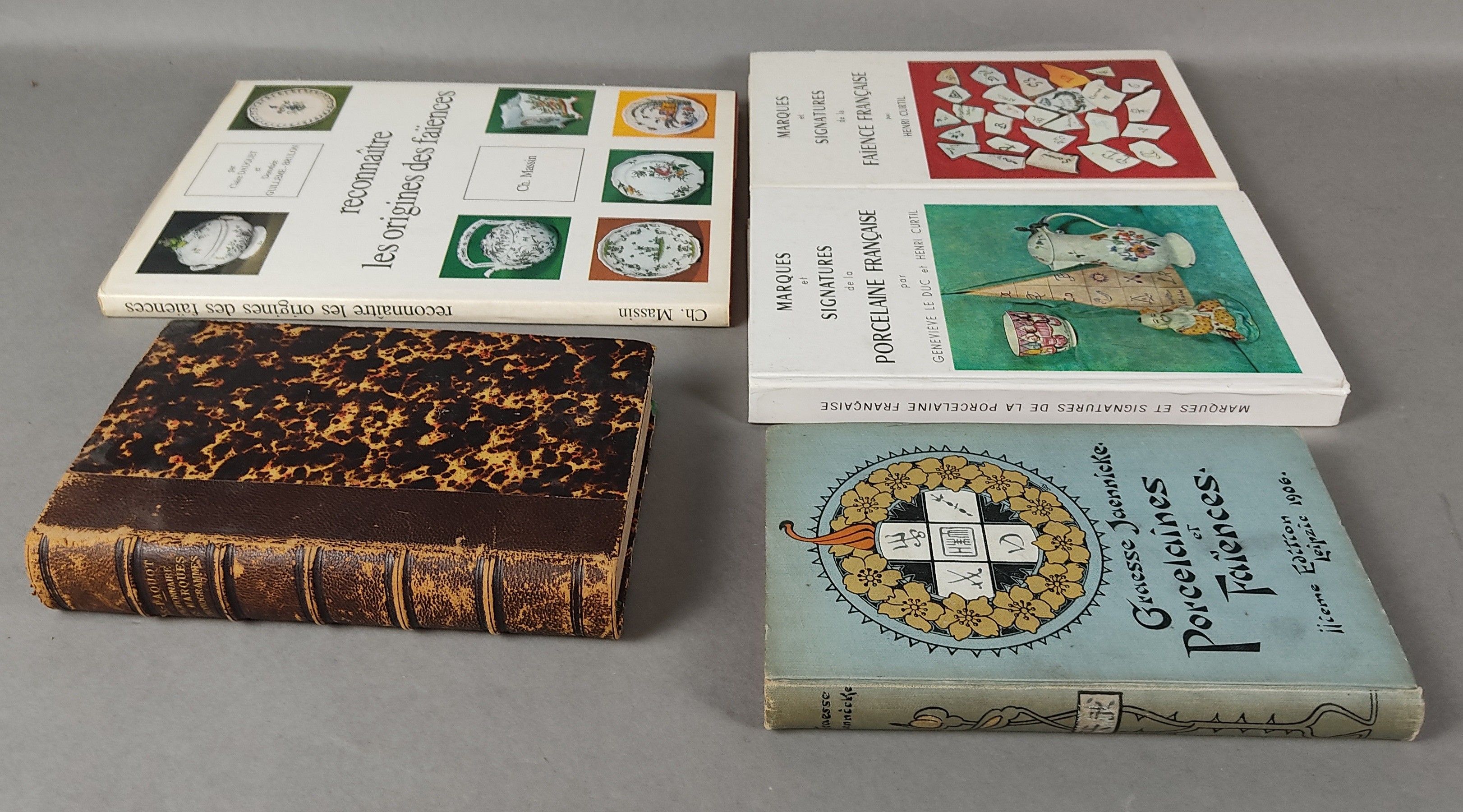 Objets d'art & Curiosités