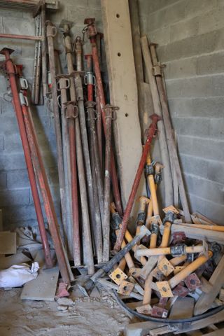 Lot d’étais, 50 environs