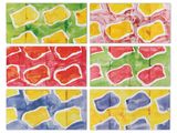 quatre feuilles de papier aquarelle de couleurs et de formes différentes