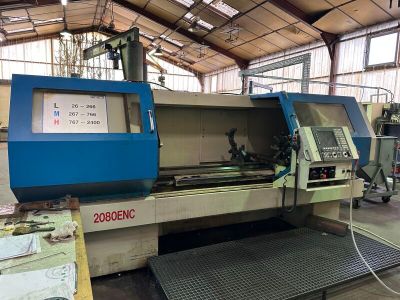 une image d'une machine dans une usine
