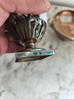 Lot : Coupe à boire sur piédouche et lampe ajourée en argent… (photo 4)