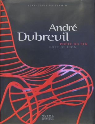 la couverture d'un livre sur laquelle figure une chaise rouge