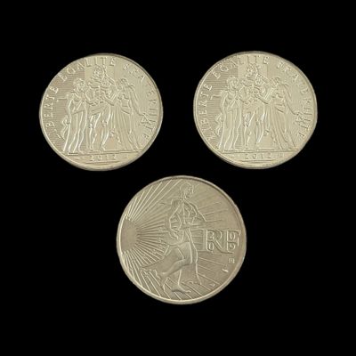 MONNAIE DE PARIS. Lot de 3 pièces de 10 euros argent.
