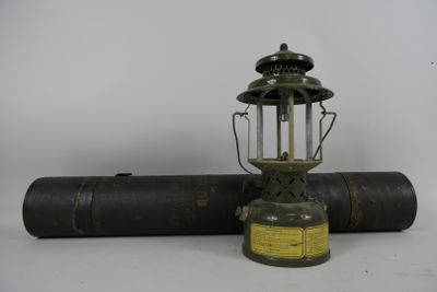 Lot : lampe à essence, fabrication Colemann (manque le verre…