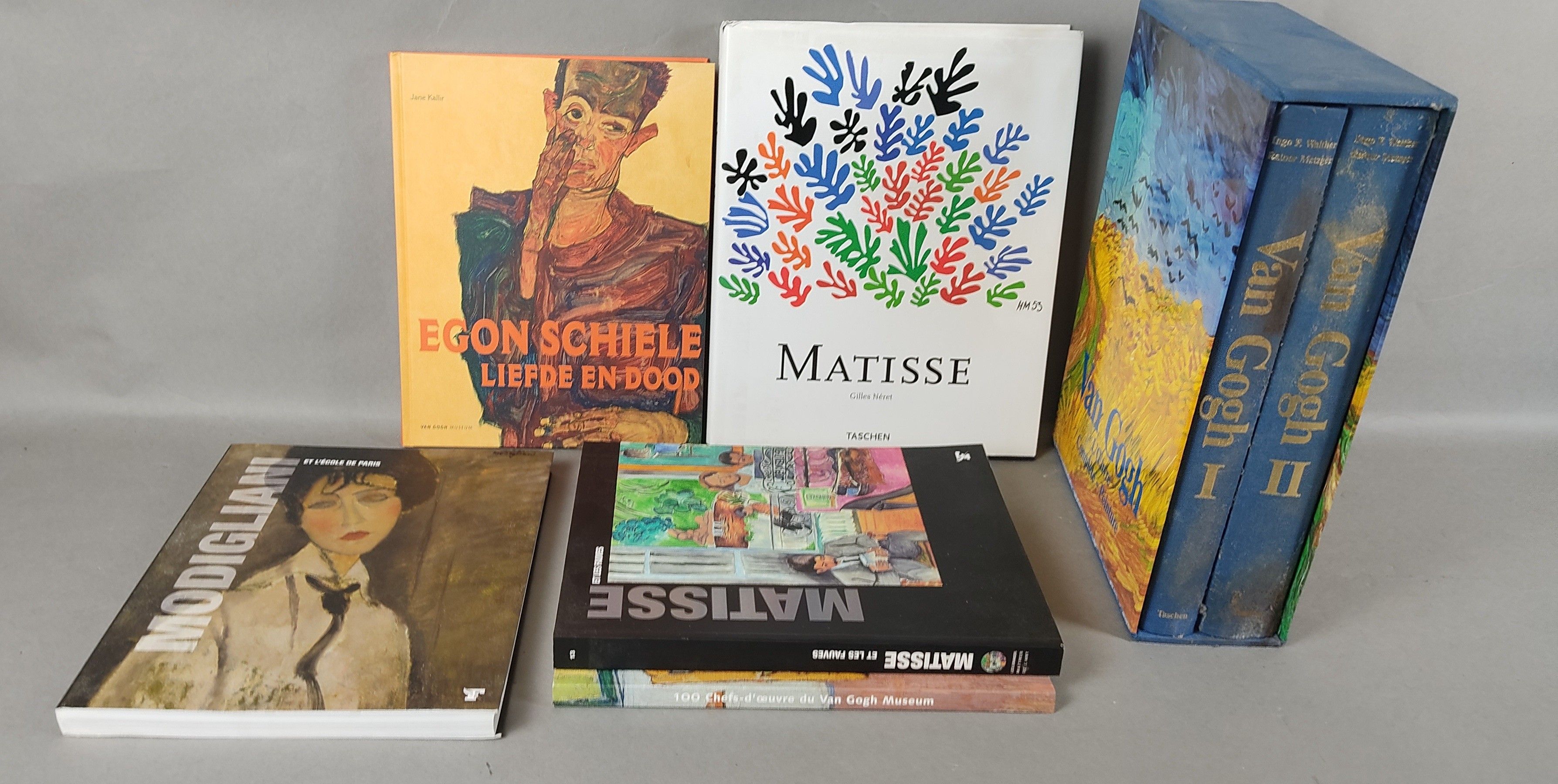 Objets d'art & Curiosités