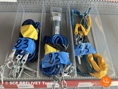 UN JEU DE CHAINETTES ENVIRON 3 - Photo 1