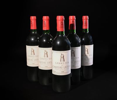 Six bouteilles de Château Latour, 1996, Pauillac, premier gr…