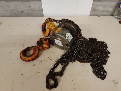 Palan à chaîne manuel 2000 kg - 3 m