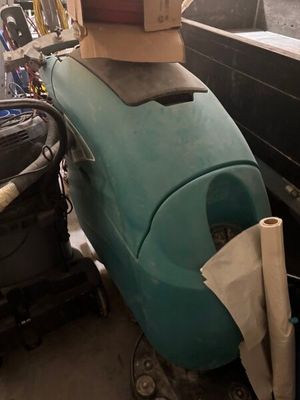 a motorcycle that has a box on top of it