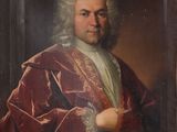 un tableau représentant un homme vêtu d'un manteau rouge et d'une chemise blanche