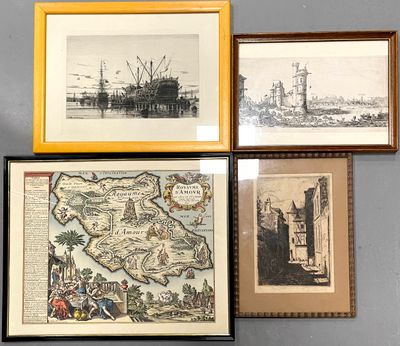 trois photos encadrées représentant une carte et un bateau