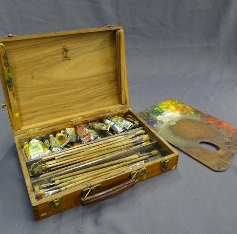 JULLIAN PARIS : coffret de peintre garni 