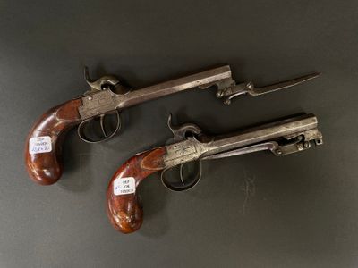 Paire de grands pistolets liégeois, à coffre, à percussion, …