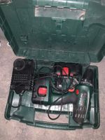 Perceuse-visseuse BOSCH, dans son boîtier avec chargeur et b…