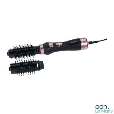 une brosse à cheveux noire et rose et une brosse à cheveux noire et rose