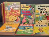 plusieurs livres pour enfants posés les uns sur les autres sur une table