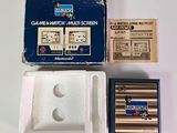 une boîte de pièces de Gamematter et une boîte de pièces de Gamematter