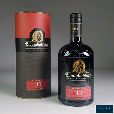 a bottle of bunnahahahan ' s 12 year old single malt scotch whisky