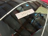 a sticker on the windshield of a car that says vaud