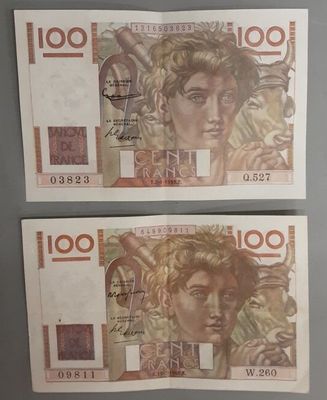 deux billets sur lesquels figure, au recto, le portrait d'une femme et, au verso, celui d'un homme