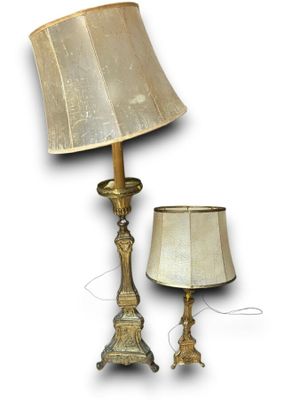 Deux pique-cierges en laiton doré, époque XVIIIème, montés e…