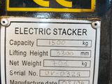 a label on the back of a machine that says electric sticker