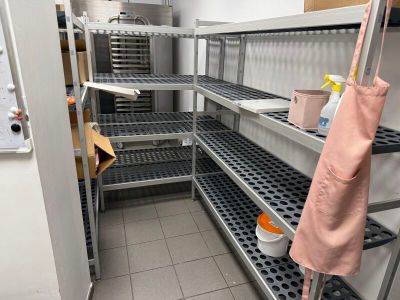 4 Etagères en aluminium à 4 niveaux VENTE SUR DESIGNATION A … - Photo 1