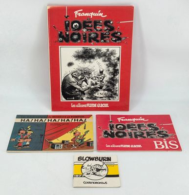 trois livres sont posés les uns à côté des autres sur une surface blanche