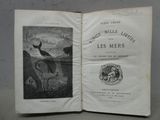 un livre avec l'image d'un oiseau dessus