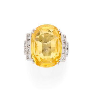 Bague en saphir jaune et diamant