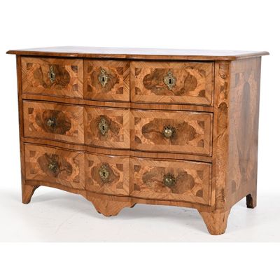 une image représentant une commode en bois