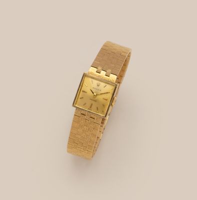 an image of a women ' s wrist watch on a white surface