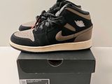Nike Air Jordan 1 Retro High OGL noir / beige clair - beige clair - beige clair