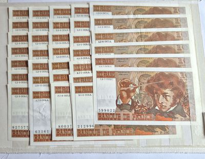 10 francs Berlioz , lot de 34 billets SUP à proche NEUF