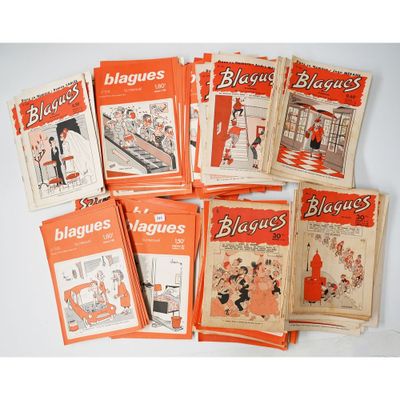 plusieurs magazines de styles et de formats variés posés sur une surface blanche