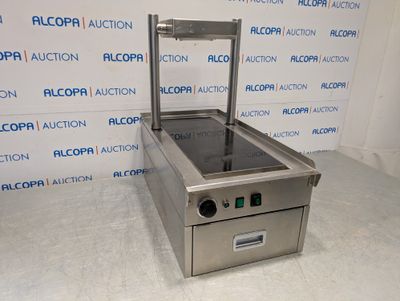 an image of a machine that is sitting on the floor