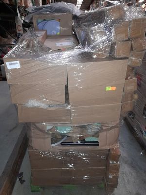 Lot DE Solderie Dont Accessoires DE Cuisine + 4 Tables DE AI…