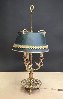 an image of a table lamp with a blue shade on it