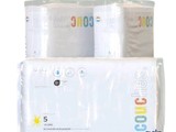 trois rouleaux de papier toilette empilés les uns sur les autres